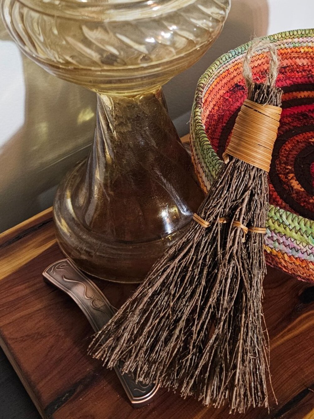 Cinnamon Scented Mini Brooms – Set of 5 | Fall & Halloween Decor
